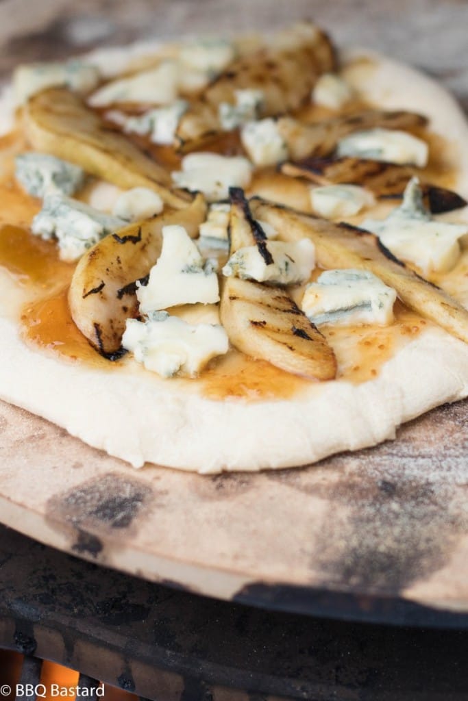 Pizza gorgonzola and grilled pear (1 van 1)-15