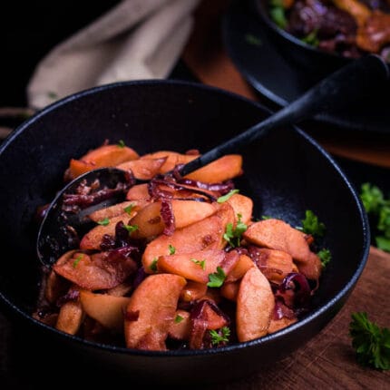 Vermouth gestoofde appeltjes