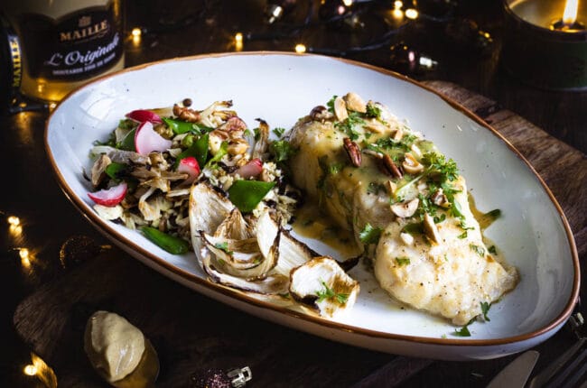 Gerookte zeewolf met honing mosterd lak