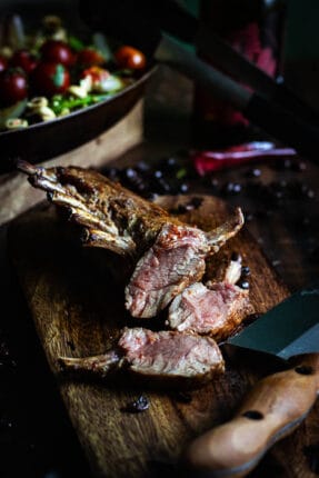 gegrild lamsrack met koffie boter