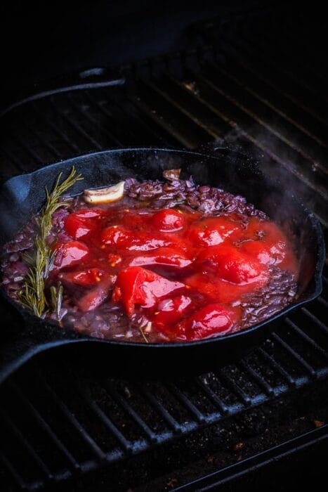 Tomatensaus op de BBQ