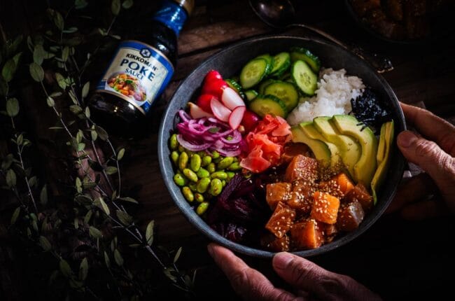 Poke Bowl met vers gerookte zalm