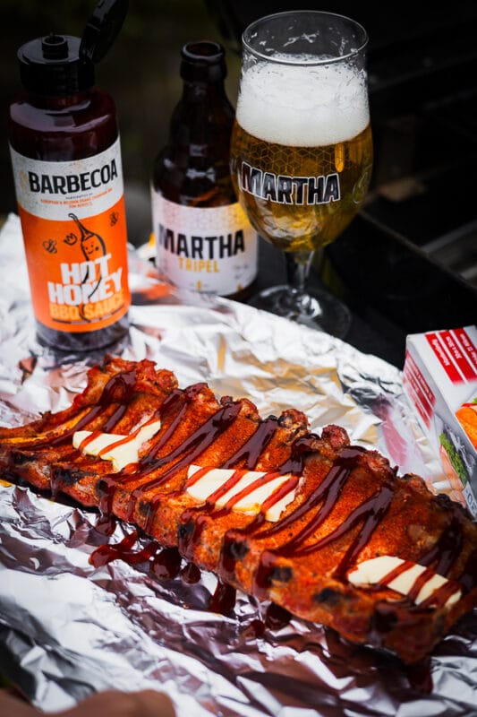 3-2-1 methode voor baby back ribbetjes met hot honey